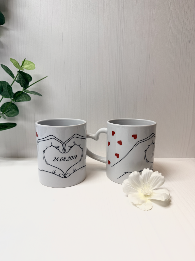 Duo de tasses cœur personnalisé — Cyntia Créations