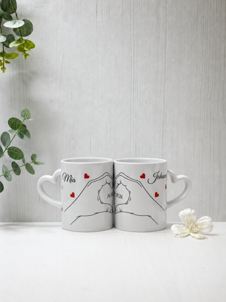 Création sur mesure Cyntia Créations — duo de tasses anse cœur