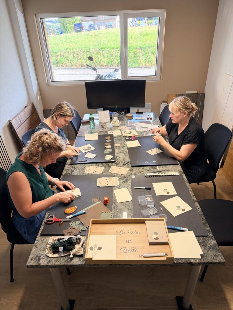 Atelier créatif chez Cyntia Créations à Mézières